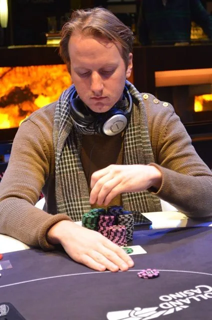 NULL | 2013/11 - Master Classics of Poker - 4.000 eu Main Event