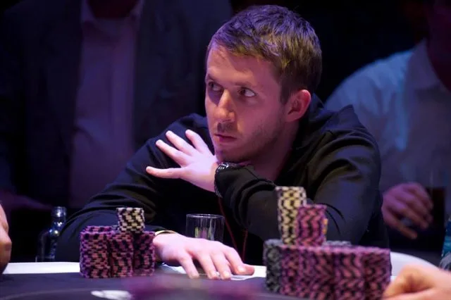 NULL | 2013/11 - Master Classics of Poker - 4.000 eu Main Event