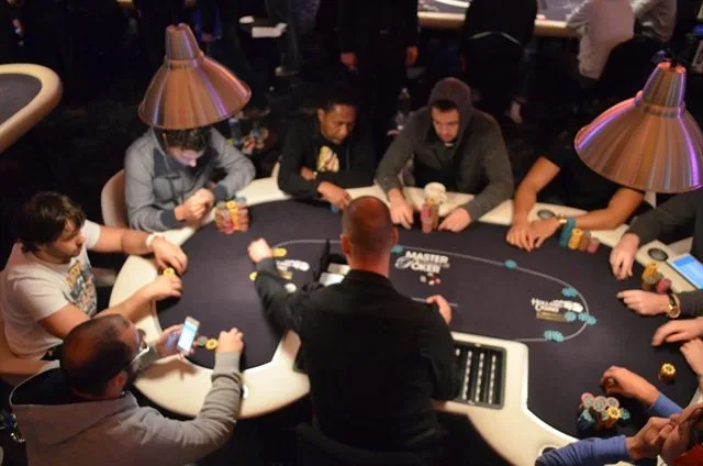 NULL | 2013/11 - Master Classics of Poker - 10.000 High Roller Re-Entry