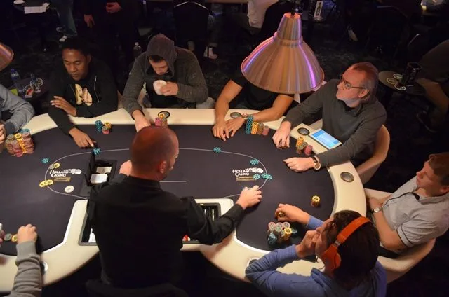 NULL | 2013/11 - Master Classics of Poker - 10.000 High Roller Re-Entry