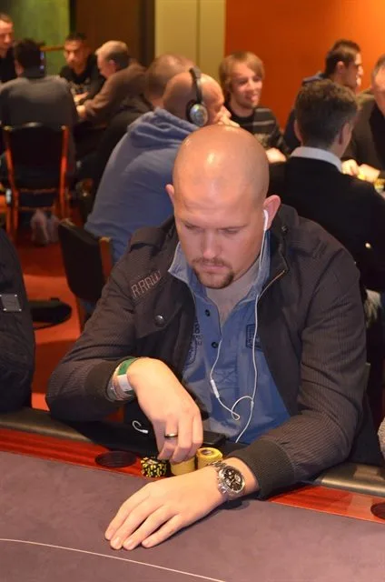 Pieter de Korver | 2013/11 - Venlo Series of Poker - 400 eu NLHE Freeze Out