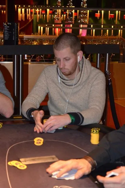 Bas van den Brink | 2013/11 - Venlo Series of Poker - 400 eu NLHE Freeze Out