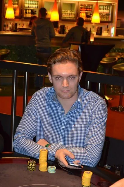 Lars Hornstra | 2013/11 - Venlo Series of Poker - 400 eu NLHE Freeze Out