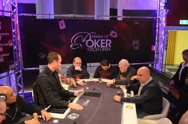TV-tafel | 2013/12 - Dutch Open - 1.500 eu Dutch Open Main Event