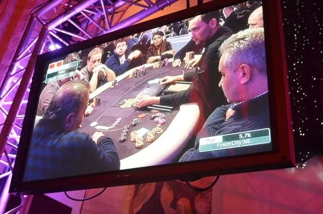 WE ZIJN OP DE TELEVISIE! | 2013/12 - Dutch Open - 1.500 eu Dutch Open Main Event