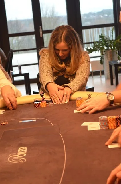 Tineke Bronkhorst | 2013/12 - Valkenburg Series of Poker - 700 EU NL HE FO Main Event