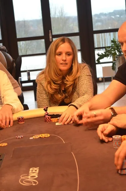 Tineke Bronkhorst | 2013/12 - Valkenburg Series of Poker - 700 EU NL HE FO Main Event