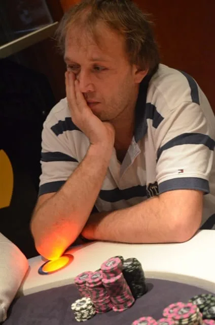 Roger Hamers | 2013/12 - Valkenburg Series of Poker - 300 EU NL HE FO