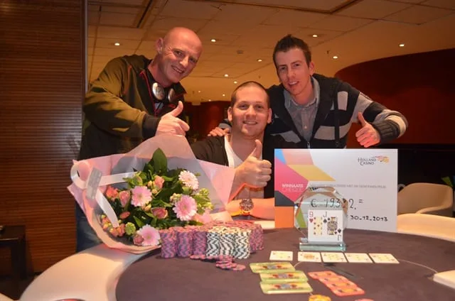 Dennis Lavrijsen wint | 2013/12 - Valkenburg Series of Poker - 300 EU NL HE FO
