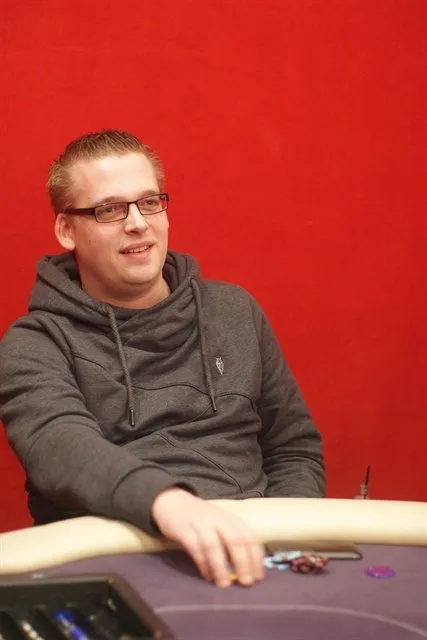NULL | 2013/01 - Utrecht Series of Poker - 1000 eu NLHE FO