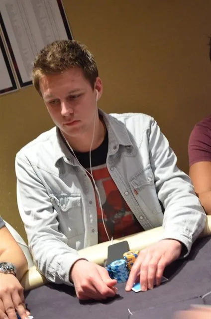Marcel van Welsum | 2013/03 - Rotterdam Easter Series of Poker - 400 EU NLHE Bounty