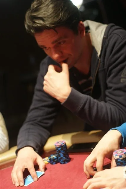 Roberto Truijers | 2013/03 - Rotterdam Easter Series of Poker - 300 EU NL HE FO