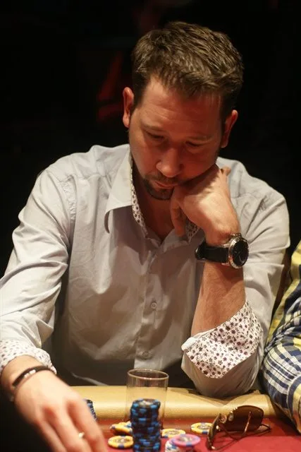 Sven Besjes | 2013/03 - Rotterdam Easter Series of Poker - 300 EU NL HE FO