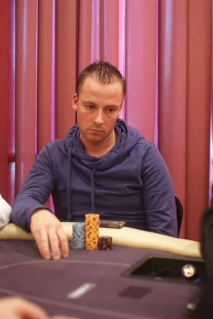 NULL | 2013/01 - Utrecht Series of Poker - 1000 eu NLHE FO