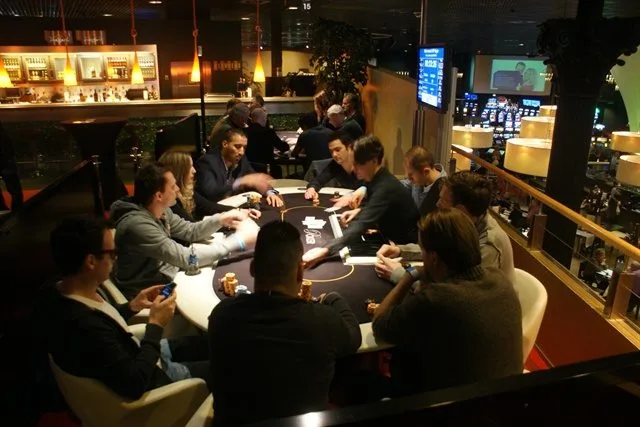 Speelzaal Venlo II | 2013/04 - VIP Days Venlo F.O. Edition - 1000 EU Main Event