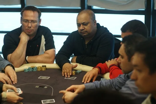Stieven Razab-Sekh | 2013/05 - Valkenburg Series of Poker - 300 eu NLHE FO