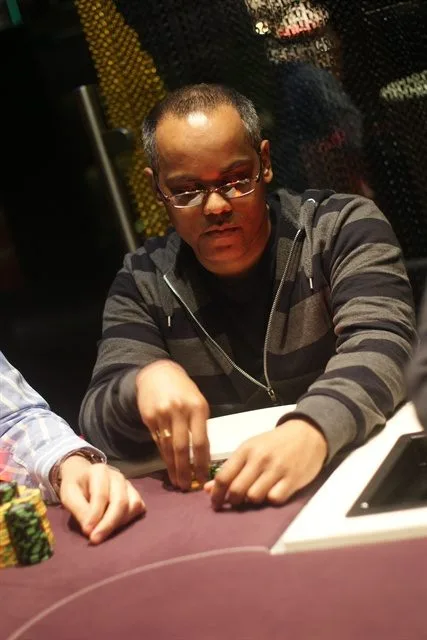 Rakesh Autar | 2013/06 - Groningen Leeuwarden Series of Poker - 300 eu NLHE FO