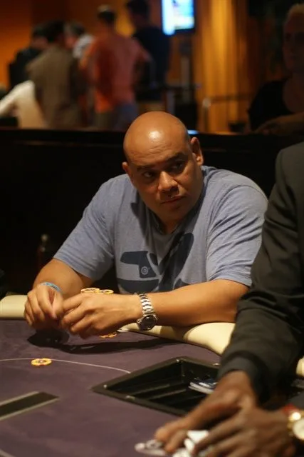 Clyde Terlaan | 2013/07 - Venlo Series of Poker - 300 eu NLHE FO