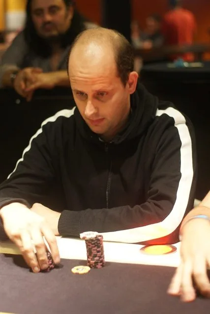 Van der Sanden | 2013/07 - Venlo Series of Poker - 300 eu NLHE FO