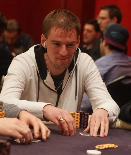 Tobias Peters | 2013/01 - Utrecht Series of Poker - 1000 eu NLHE FO