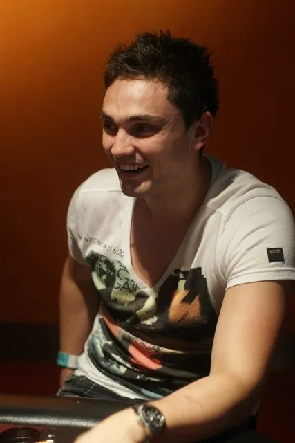 Ricardo van Achteren | 2013/07 - Venlo Series of Poker - 1000 eu Main Event