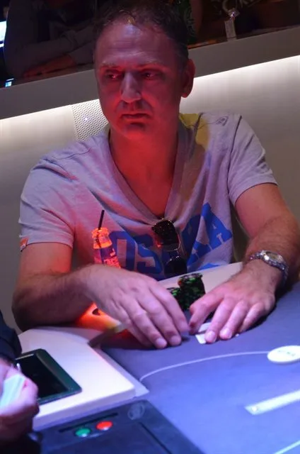 © 2026 Pokercity | Marcel van den Broek | 2013/08 - Rotterdam Series of Poker - 300 eu NLHE FO Marcel van den Broek | 2013/08 - Rotterdam Series of Poker - 300 eu NLHE FO