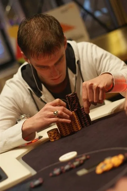 Tobias Peters | 2013/01 - Utrecht Series of Poker - 1000 eu NLHE FO