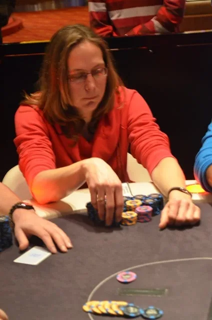 Carla de Wolf | 2014/01 - Utrecht Poker Series - €440 NLHE FO Bounty