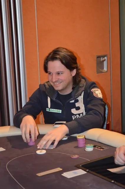 Paul Valkenburg | 2014/01 - Utrecht Poker Series - €770 NLHE FO Main Event 