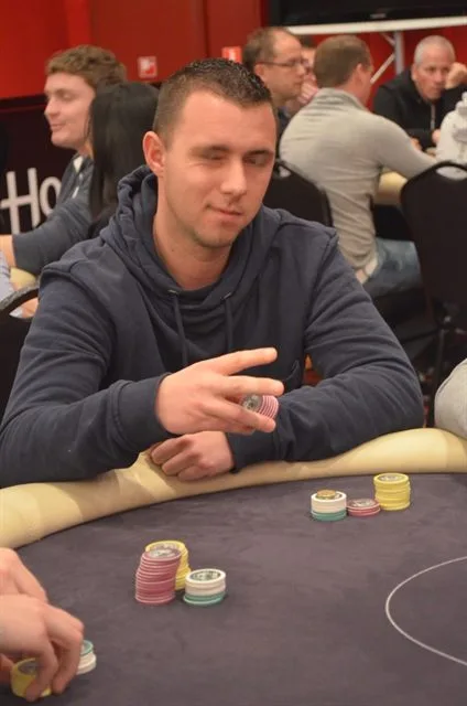 Gino Bergsma | 2014/01 - Utrecht Poker Series - €770 NLHE FO Main Event 