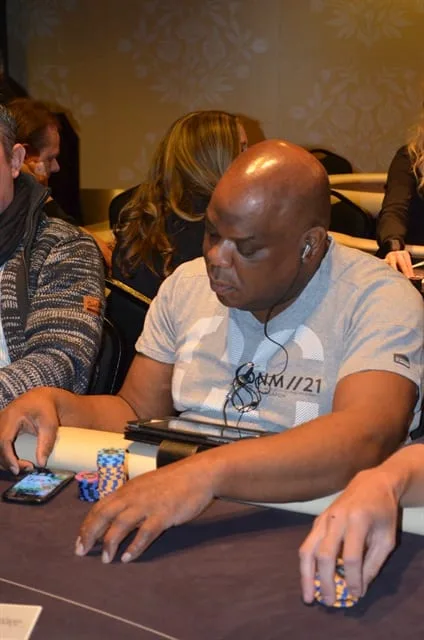 Ruben Blikslager | 2014/04 - Venlo Poker Series - 700 eu NLHE Main Deep 