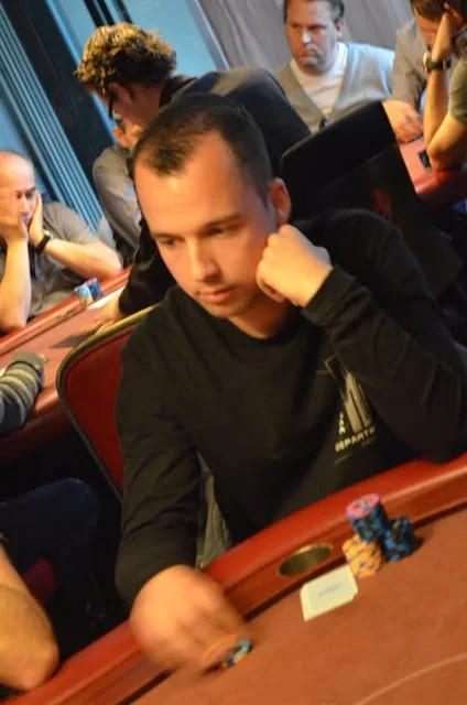 Sikkes | 2014/04 - Enschede Poker Series - 500 Deepstack Main Event 1A