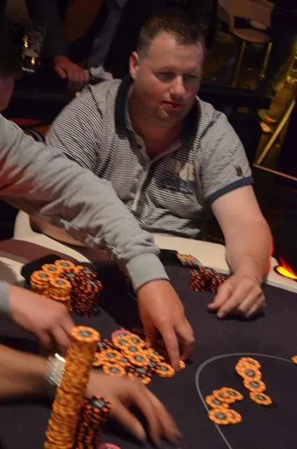 © 2026 Pokercity | Peter Stroef | 2014/04 - Enschede Poker Series - 300 NLHE Bounty Peter Stroef | 2014/04 - Enschede Poker Series - 300 NLHE Bounty