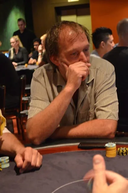 Roger Hamers | 2014/07 - Venlo Poker Series - 400 eu NLHE FO