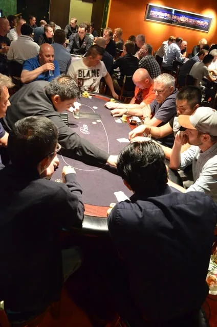 Tafel Aerts en vijanden | 2014/07 - Venlo Poker Series - 400 eu NLHE FO