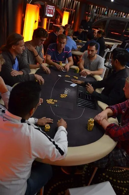 Lengkeek-Jeroen-Alper | 2014/09 - Scheveningen Poker Series - 400 eu NLHE Bounty 