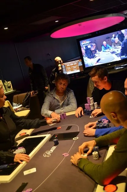 © 2026 Pokercity | Johan Strijbis | 2014/09 - Scheveningen Poker Series - 600 eu Main Event Johan Strijbis | 2014/09 - Scheveningen Poker Series - 600 eu Main Event