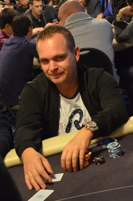 Carlo van der Linden | 2014/10 - Breda Poker Series - 300 eu NLHE Bounty