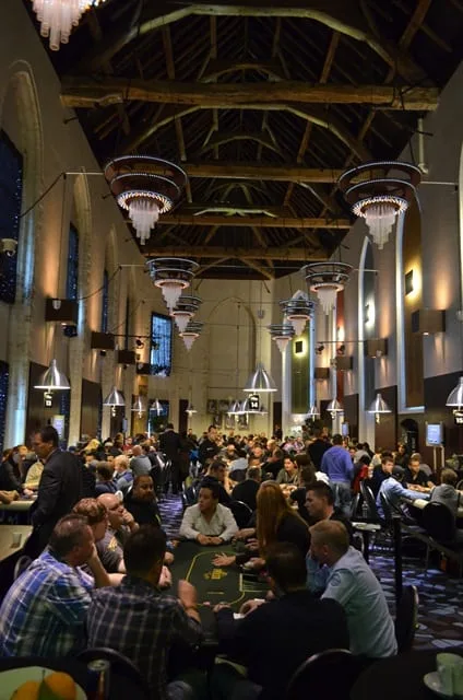 De pokerzaal in Breda | 2014/10 - Breda Poker Series - 300 eu NLHE Bounty