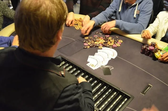 Het deck is compleet | 2014/10 - Breda Poker Series - 300 eu NLHE Bounty