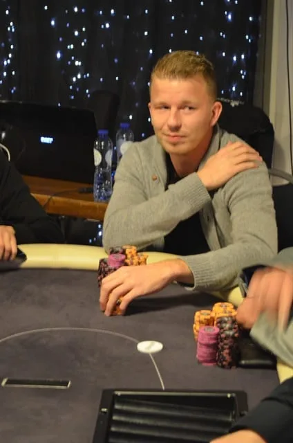 Mark Verhoeven | 2014/10 - Breda Poker Series - 300 eu NLHE Bounty