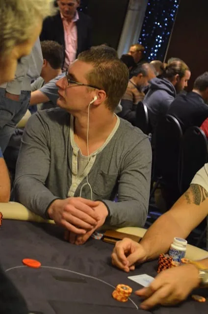 Michel van os | 2014/10 - Breda Poker Series - 400 eu NLHE Deepstack