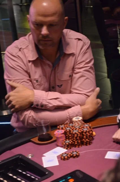 © 2026 Pokercity | Serge Bakker | 2014/10 - Breda Poker Series - 400 eu NLHE Deepstack Serge Bakker | 2014/10 - Breda Poker Series - 400 eu NLHE Deepstack