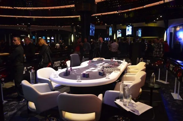 Klaar voor de finale! | 2014/11 - Master Classics of Poker - 1500 eu NLHE Re-Entry