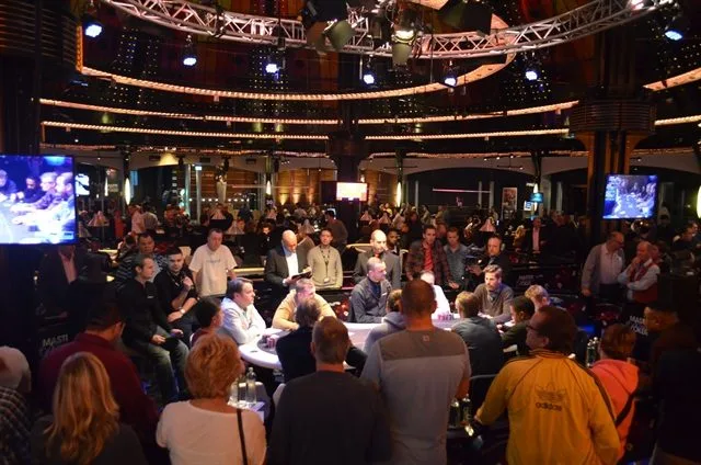 Finaletafel | 2014/11 - Master Classics of Poker - 1500 eu NLHE Re-Entry