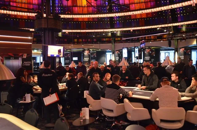 De Highroller-area in de Koepelzaal | 2014/11 - Master Classics of Poker - 10.000 eu Highroller Re-entry