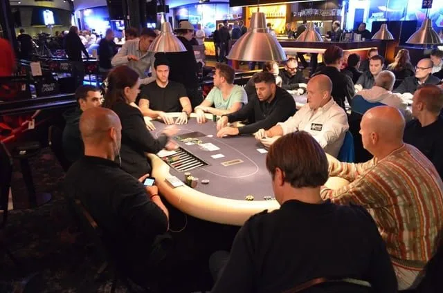 MCOP Main Dag 1 | 2014/11 - Master Classics of Poker - 4000 eu NLHE Main Event