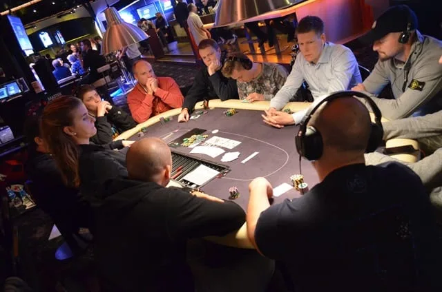 Tafel Juha Helppi | 2014/11 - Master Classics of Poker - 4000 eu NLHE Main Event