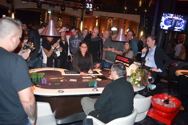 Spanning bij de laatste hand | 2014/11 - Master Classics of Poker - 300 eu NLHE Speed