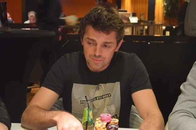 Jozef Minkels | 2014/12 - Venlo Poker Series - 400eu NLHE FO